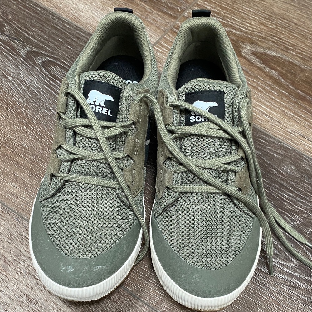 Sorel Olive Lace-Up Sneakers